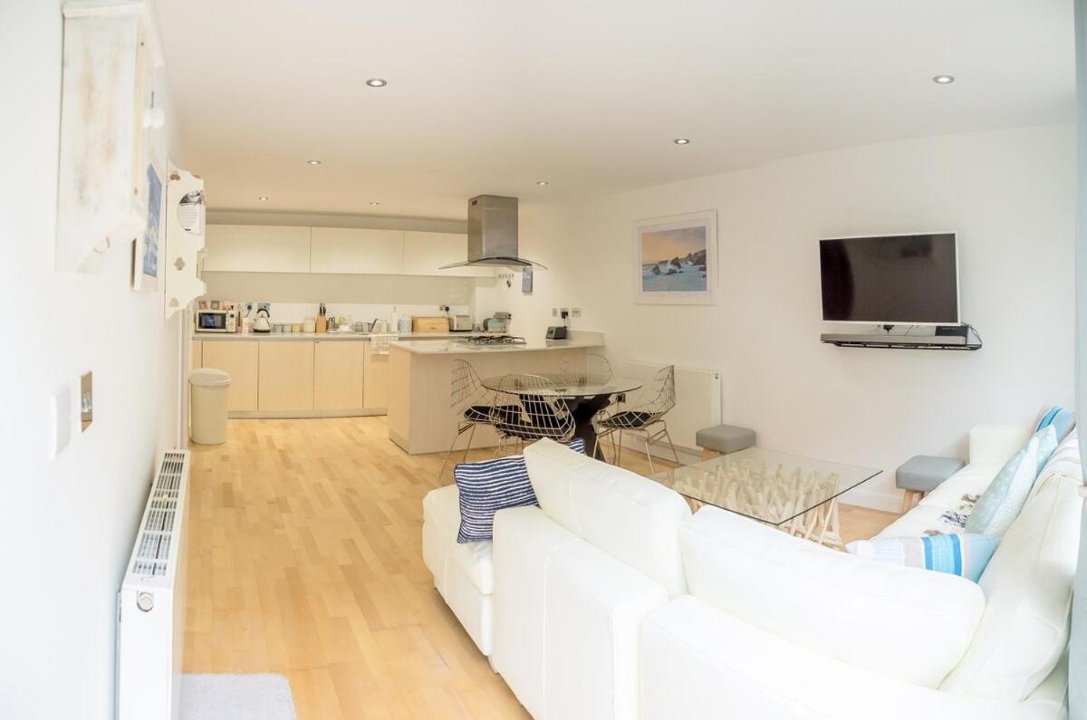 Headland Hideaway, Fistral Newquay, Cornwall *